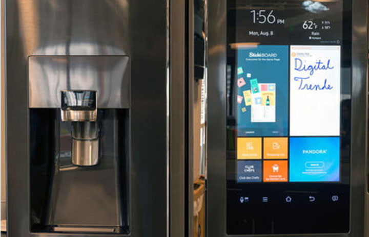 Smart fridge with digital display