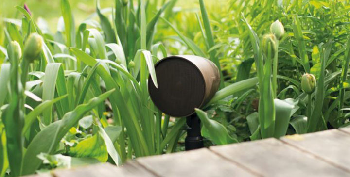 garden-smart-speakers