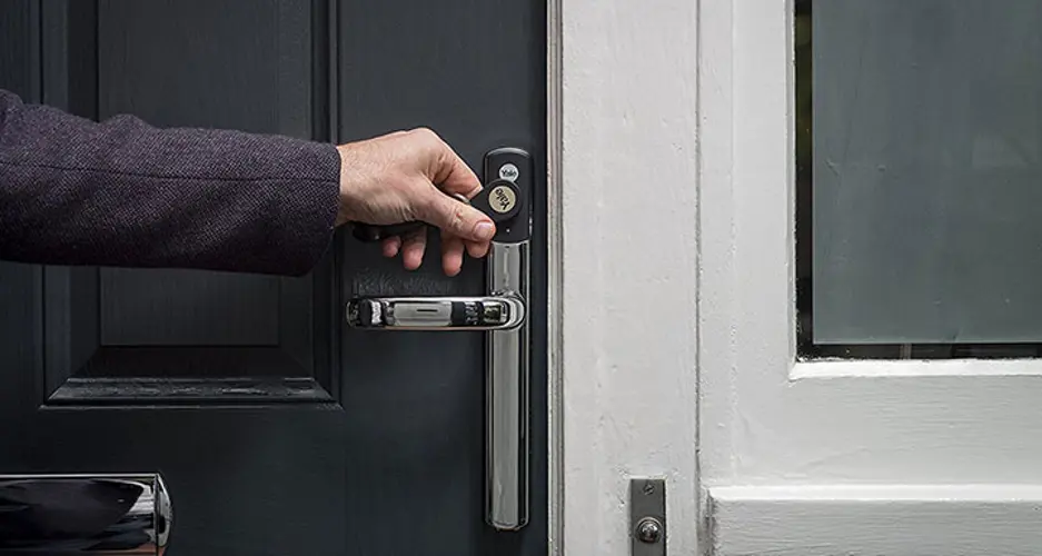 Secure door entry smart lock