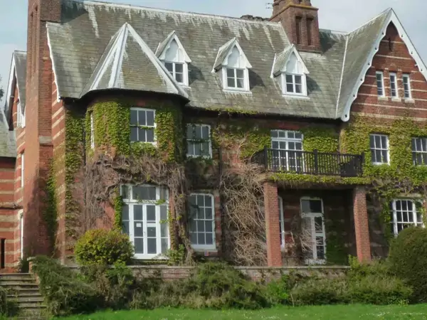Grade 2 listed home in Wicken Bonhunt